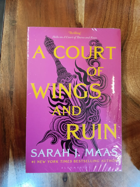 Sarah J. Maas
A Court of  wings and ruin Paperback