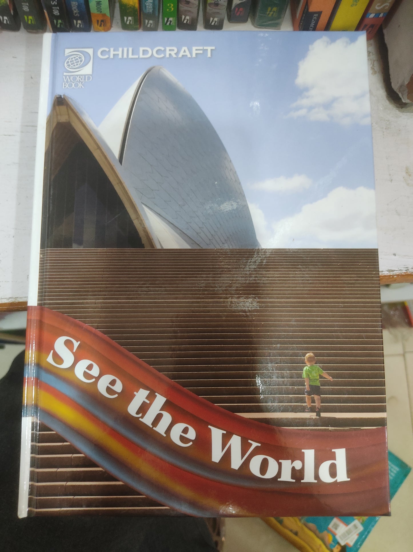 See the world (hc)