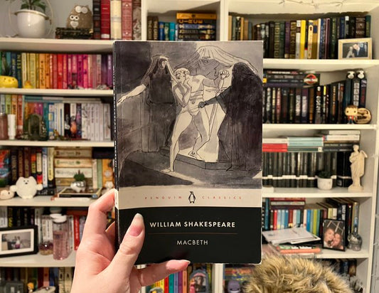 Macbeth (With Zombies)
Book by William Shakespeare