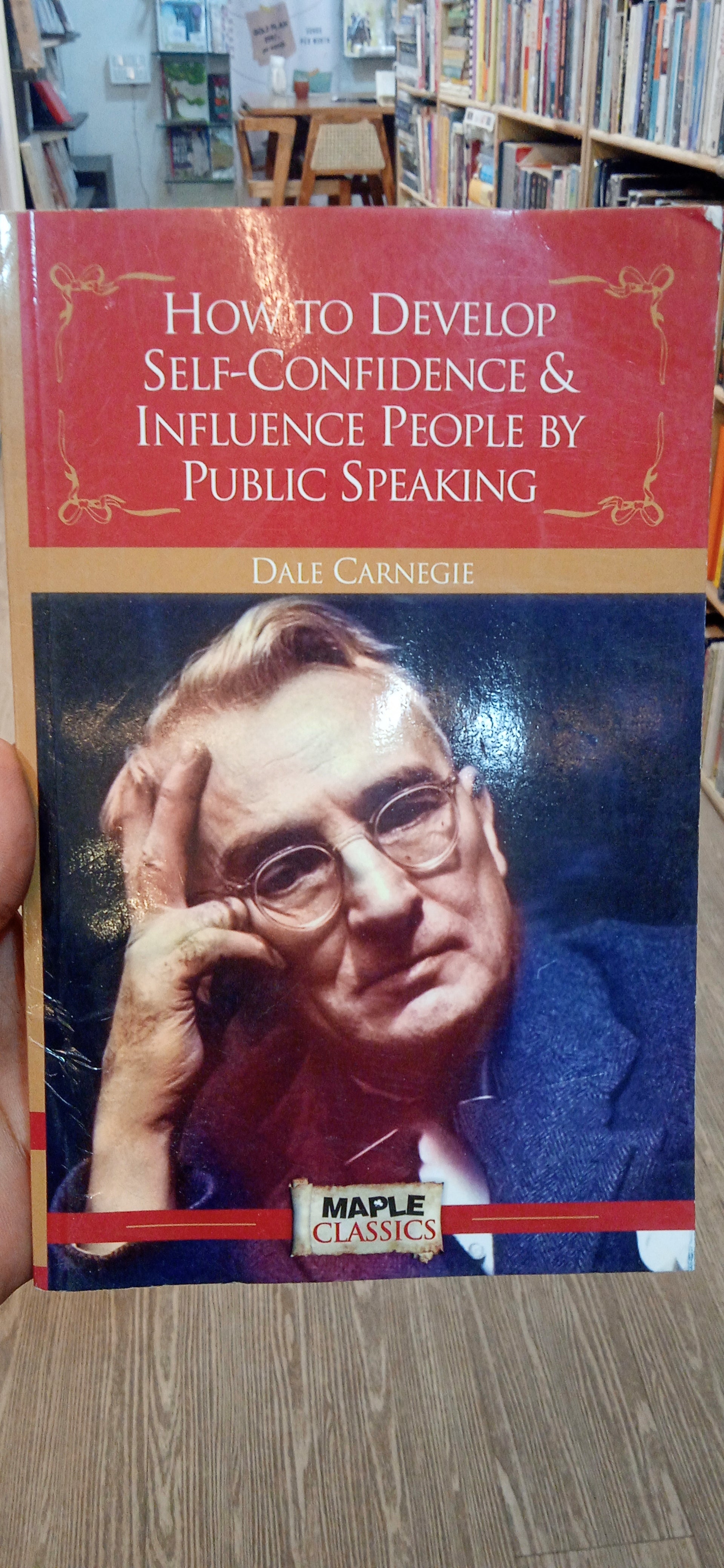 How to Develop Self-Confidence & Influence People By Public Speaking