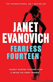 FEARLESS FOURTEEN by Janet Evanovich (Grade - C)