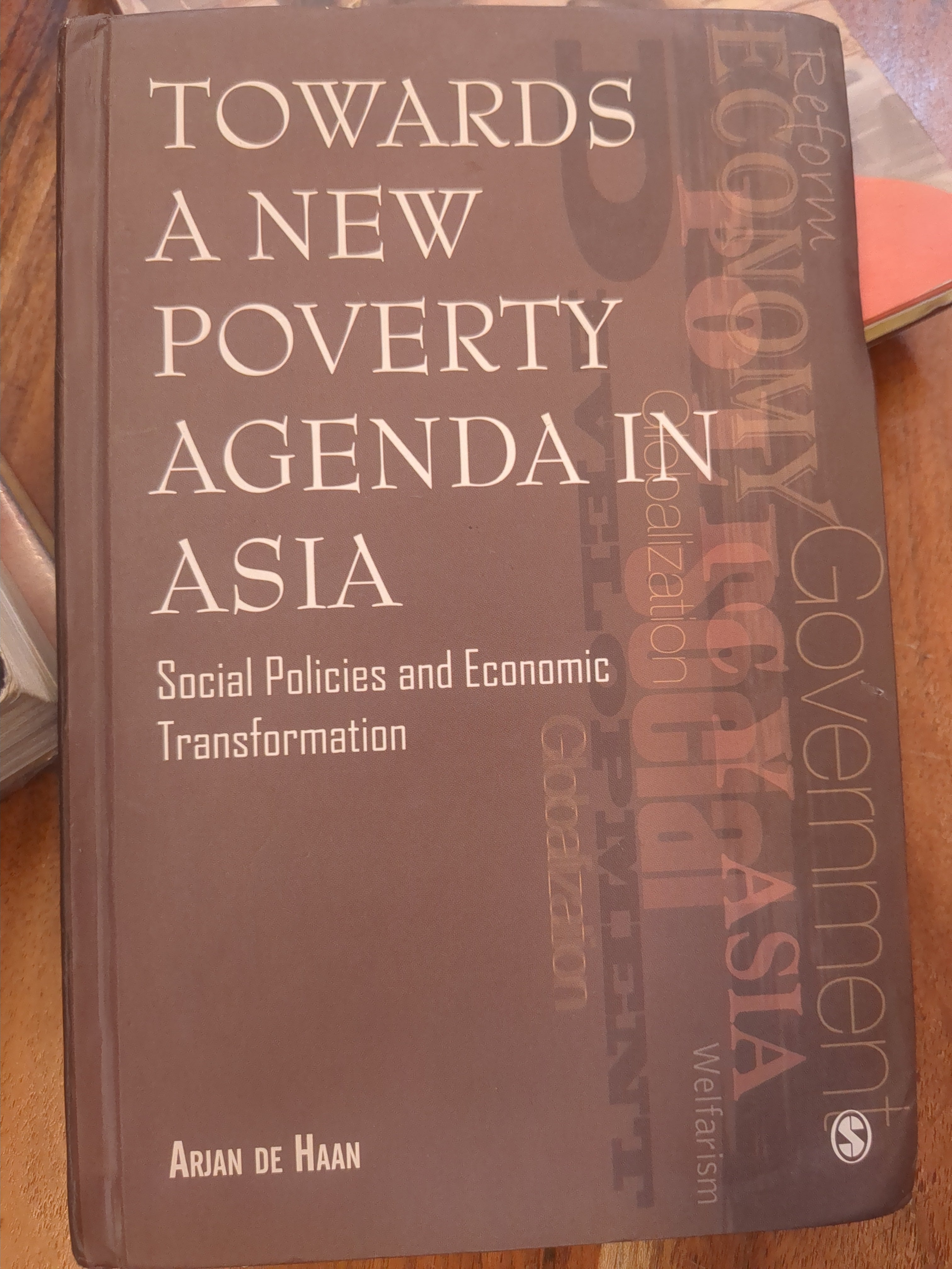 Towards a new poverty agenda in asia(Grade:A)