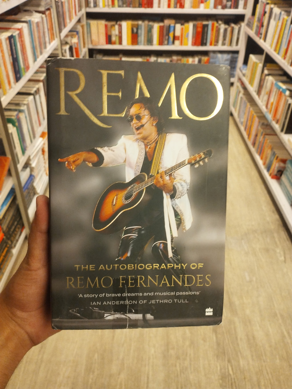 Remo: The Autobiography of Remo Fernandes(GRADE:B)