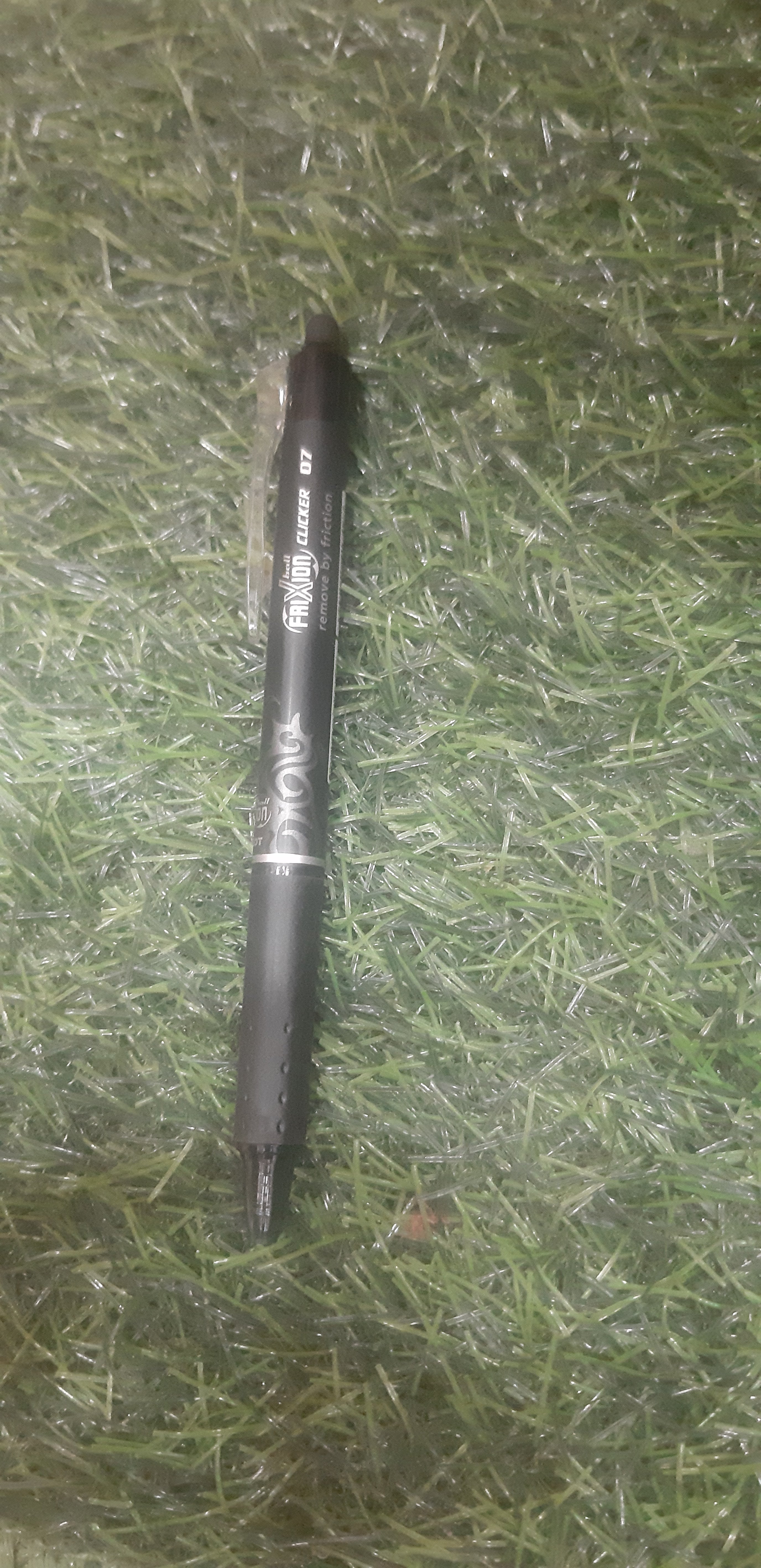 PILOT Refillable ROller Ball pen (Black)