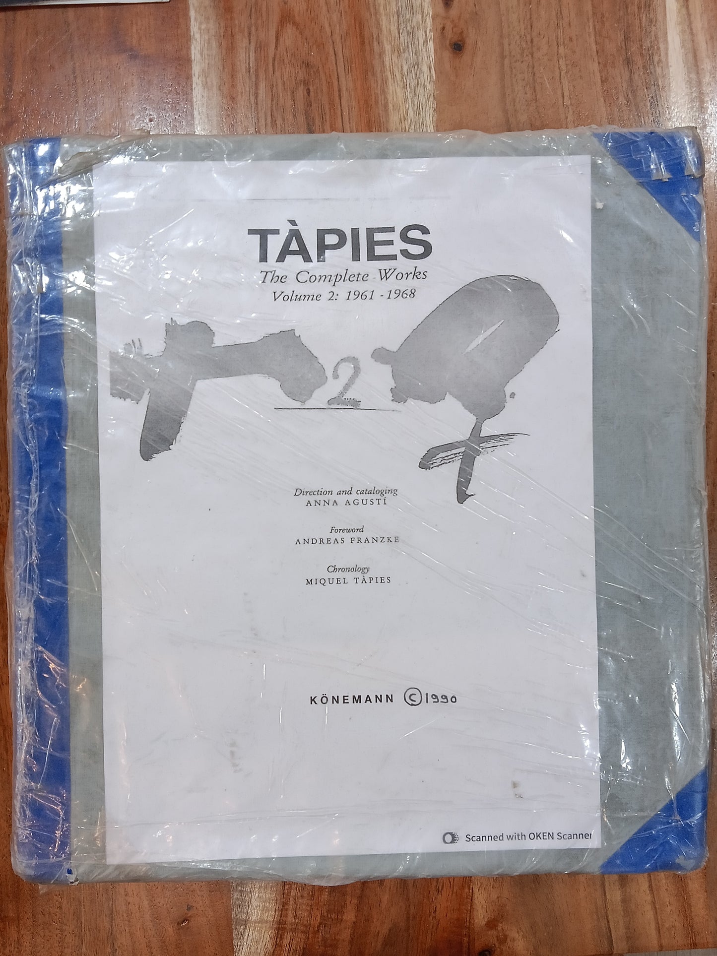 Tapies Complete Works Volume 2 Hardcover – Import, 15 October 1990
by Anna Agusti (Author)