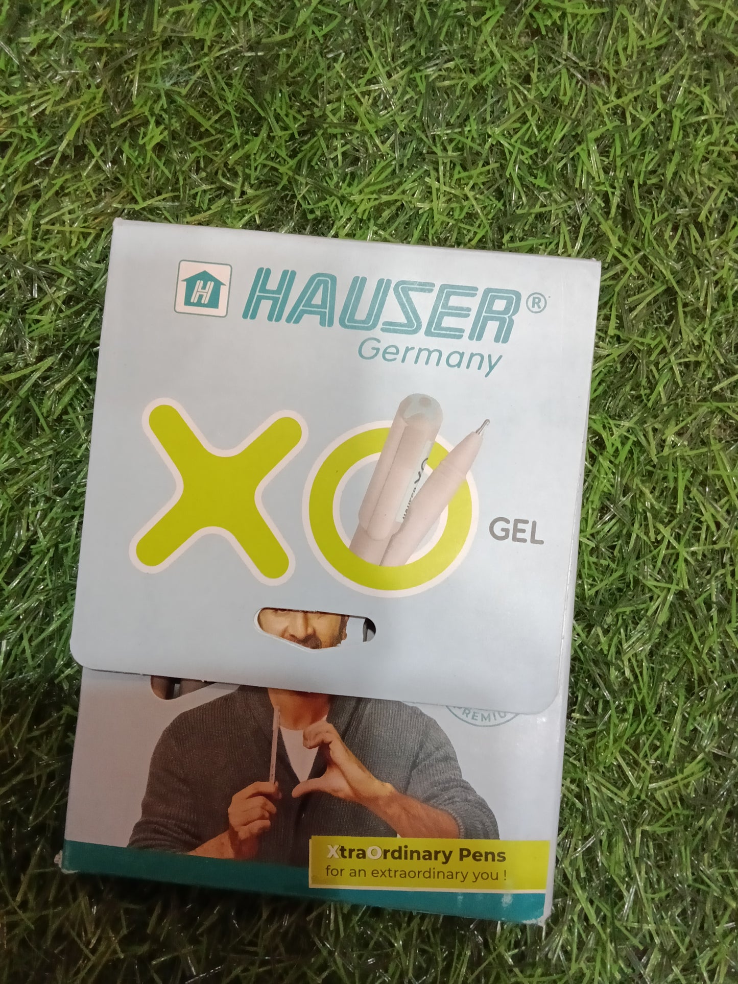 Hauzer black gel pen