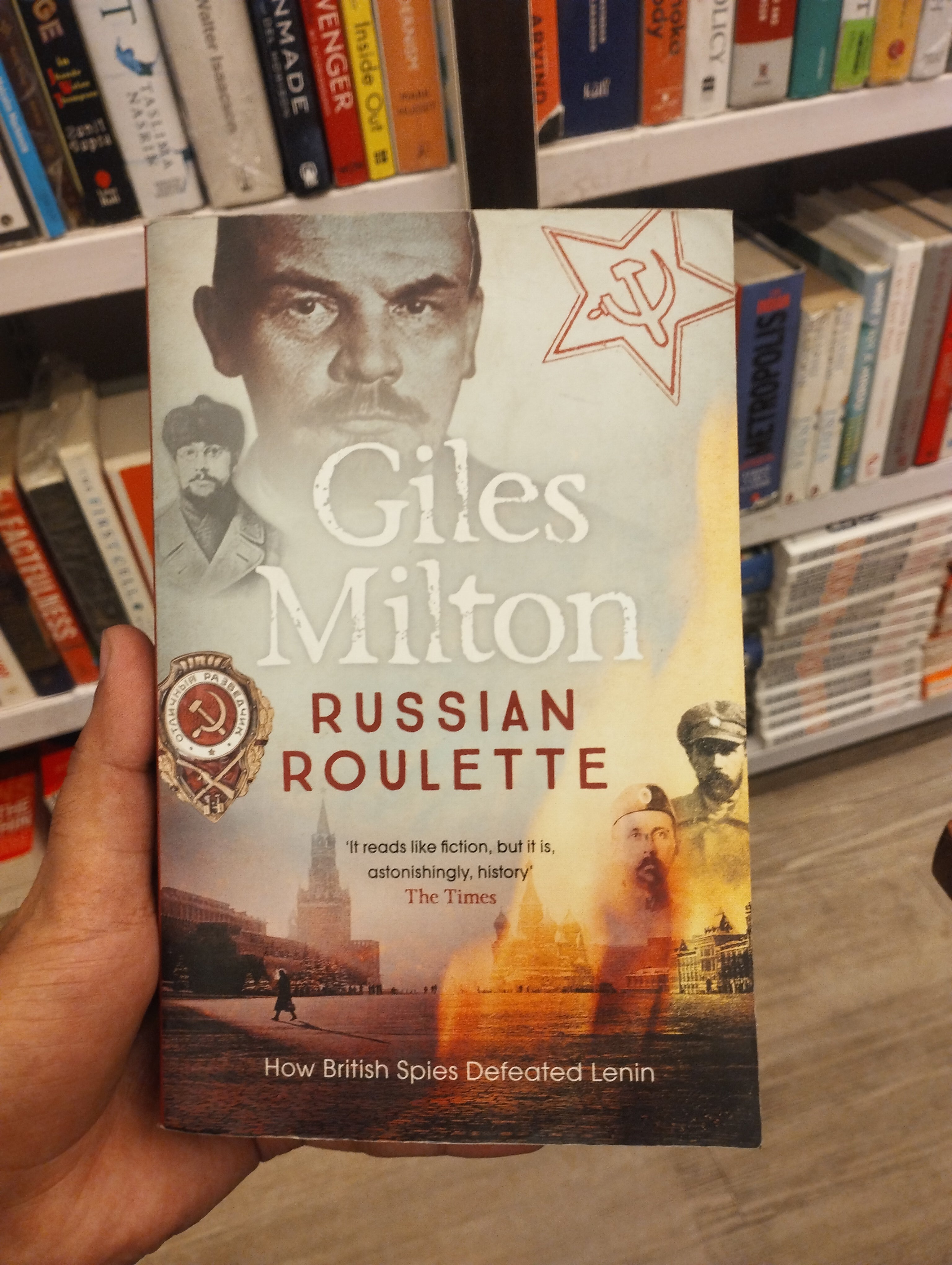 RUSSIAN ROULETTE: HOW BRITISH SPIES DEFEATED LENIN