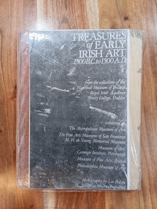 Treasures of early Irish art, 1500 B.C. to 1500 A.D: From the collections of the National Museum of Ireland, Royal Irish Academy, Trinity College, Dublin Paperback – 1 January 1977
by Art. York. The Metropolitan Museum of New (Author)