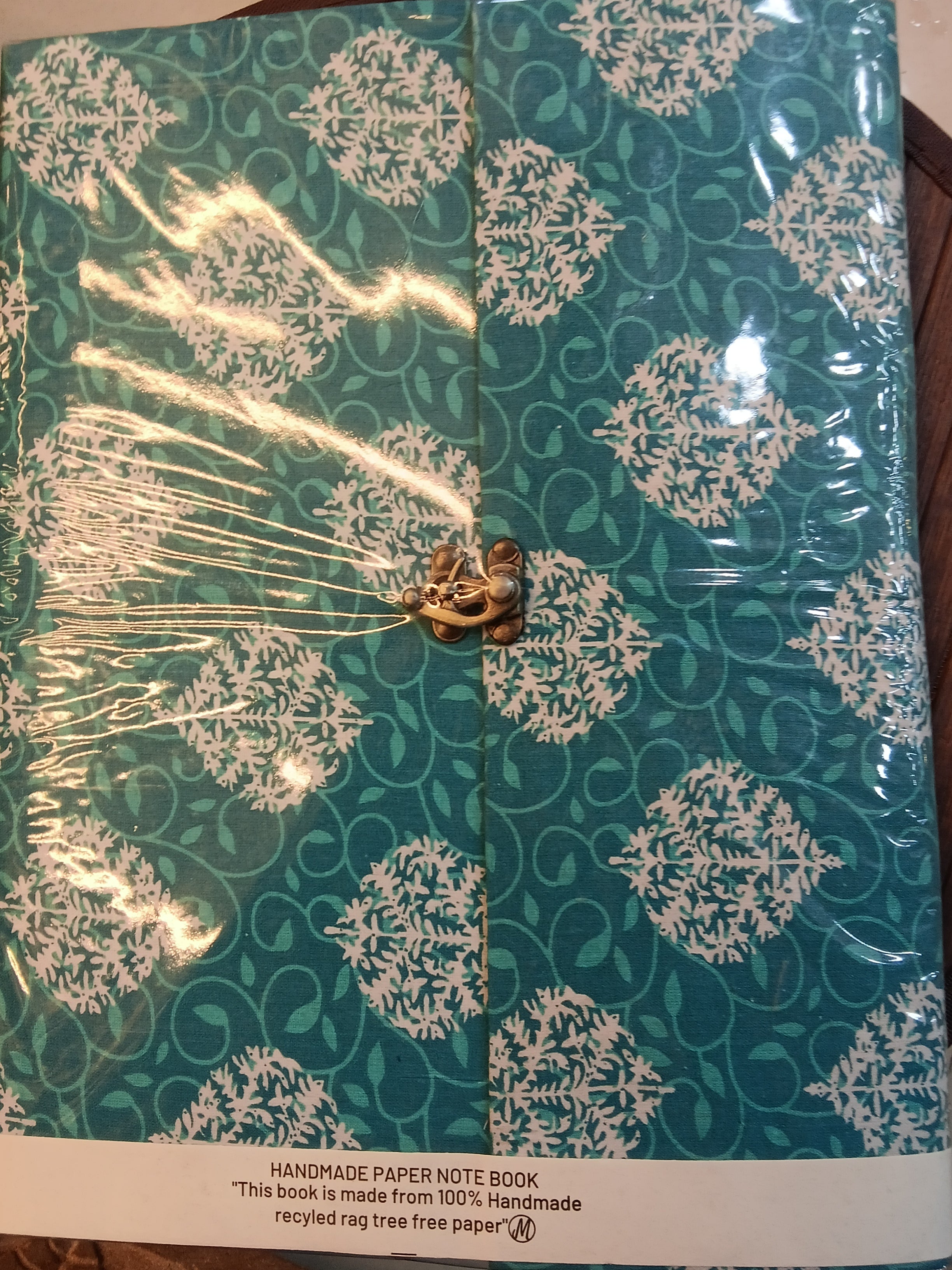 HANDMADE PEPAR NOTE BOOK this book is made from 100%handmade lock dairy 10×12