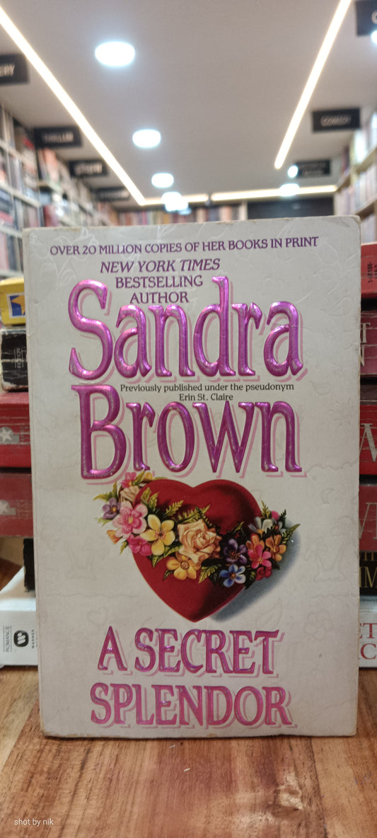 SECRET SPLENDOR